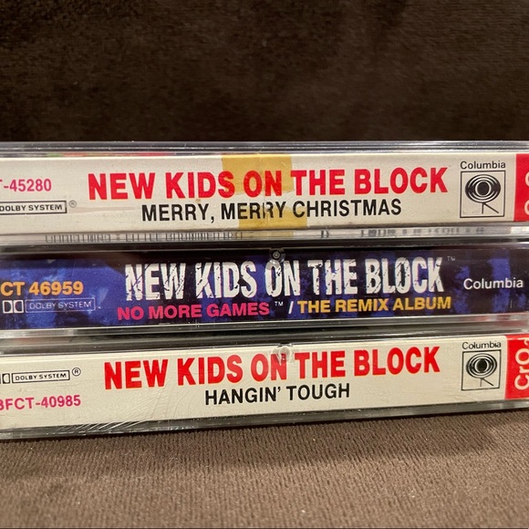 Vintage New Kids on the Block NKOTB set of 3 cassettes - Picture 4 of 5